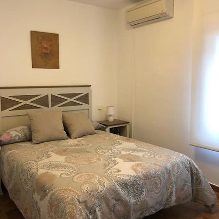 Piso Nuevo Plaza De La Constitucion Sta Cruz De La Zarza Daire Santa Cruz de la Zarza Dış mekan fotoğraf