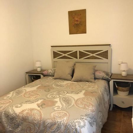 Piso Nuevo Plaza De La Constitucion Sta Cruz De La Zarza Daire Santa Cruz de la Zarza Dış mekan fotoğraf