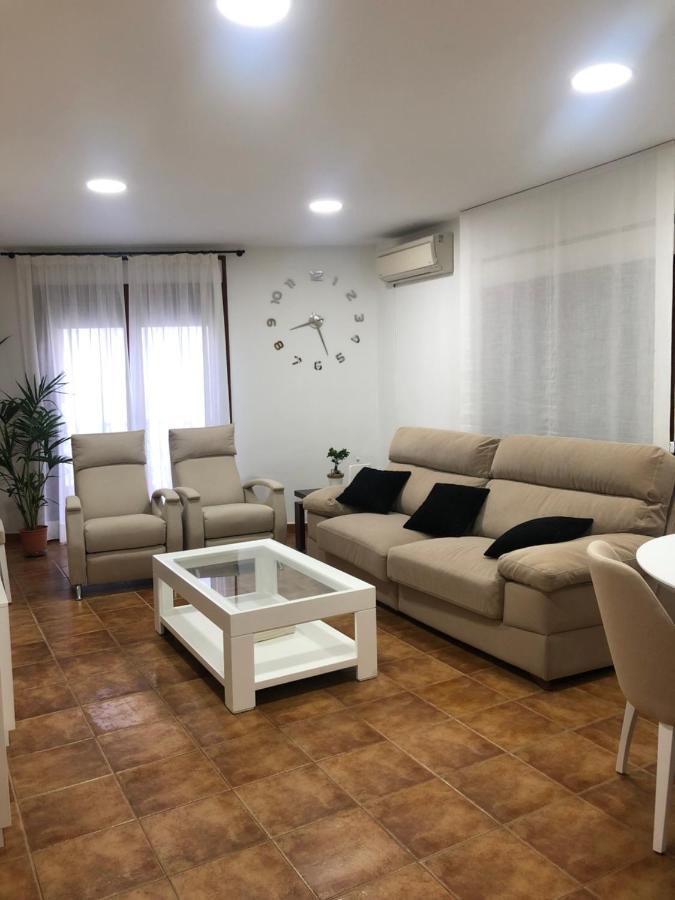 Piso Nuevo Plaza De La Constitucion Sta Cruz De La Zarza Daire Santa Cruz de la Zarza Dış mekan fotoğraf
