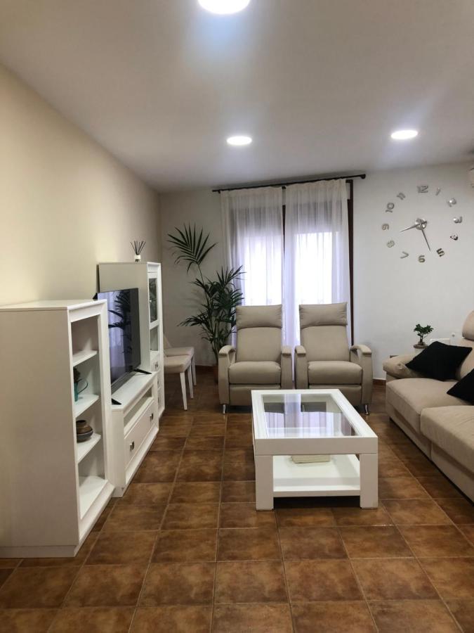 Piso Nuevo Plaza De La Constitucion Sta Cruz De La Zarza Daire Santa Cruz de la Zarza Dış mekan fotoğraf